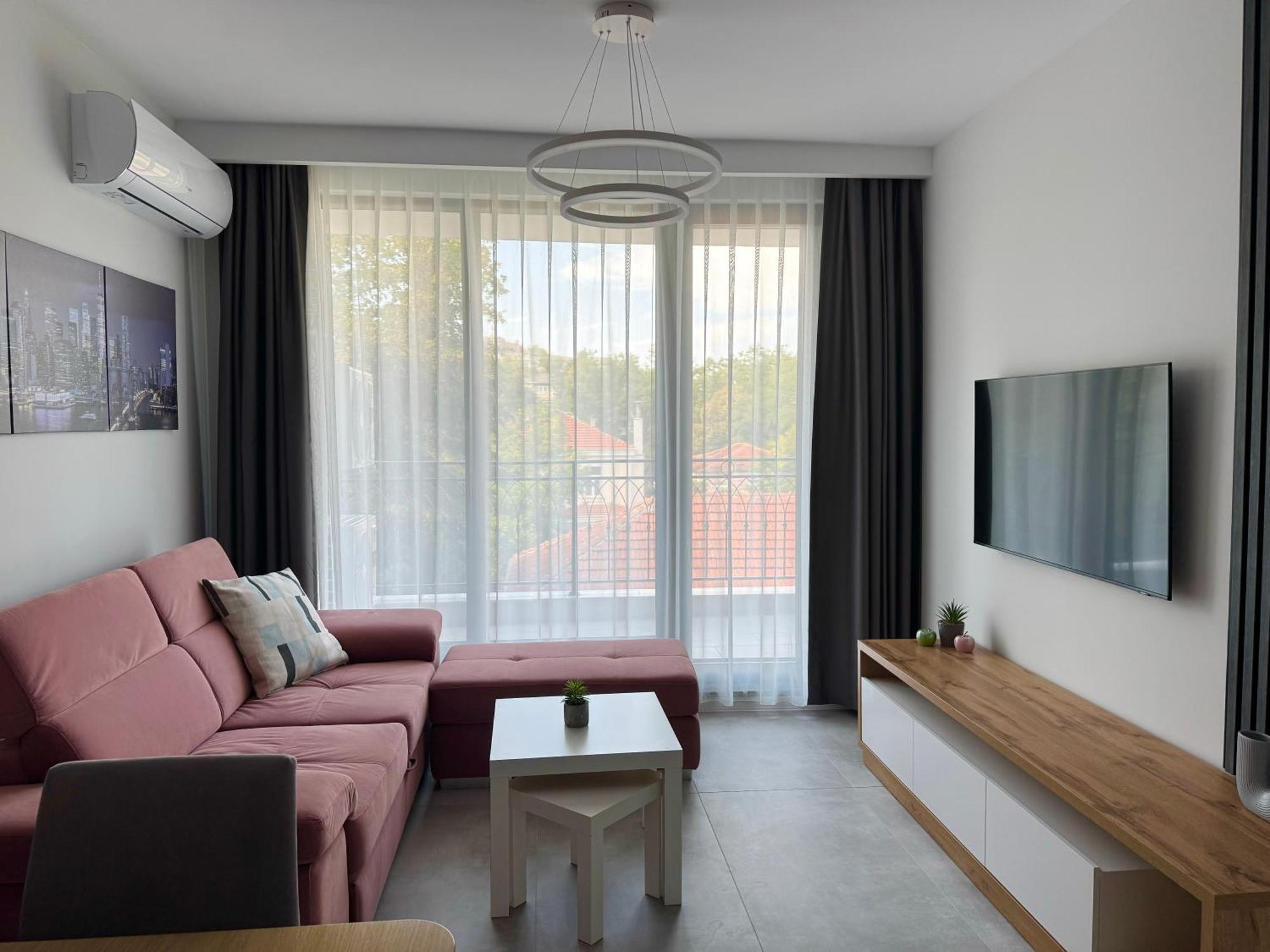 Sun Home In Plovdiv Center Exteriör bild